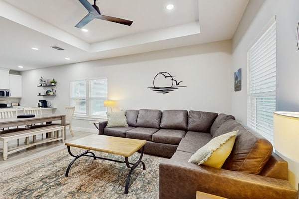 Cozy dog-friendly home seconds from the beach with private grill & spacious yard