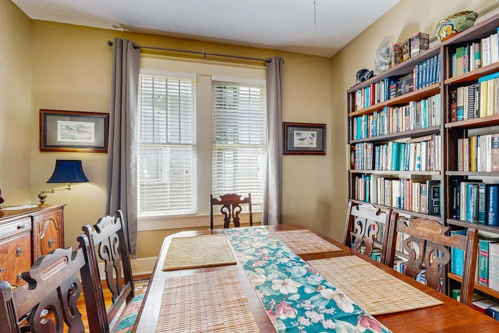 Greener Grasses - Pool Table, Deck & Dog-Friendly