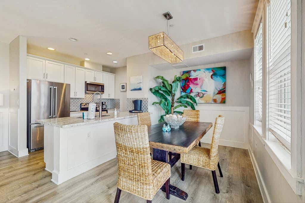 Pointe West Resort - Treasure on the Beach