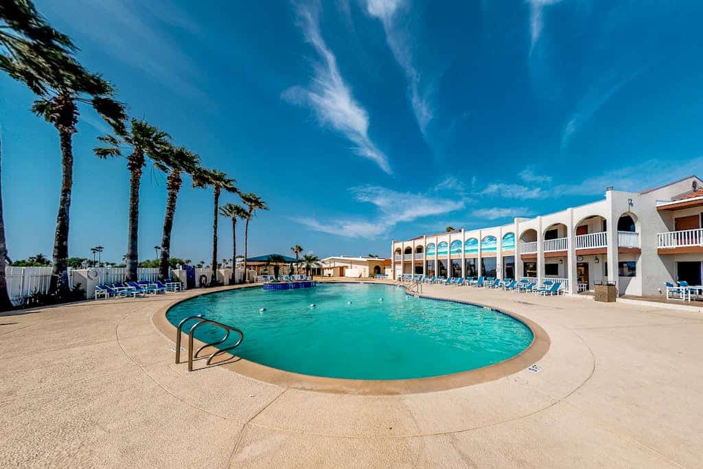 Charming waterfront house with heated pool, hot tub, & W/D - snowbird-friendly