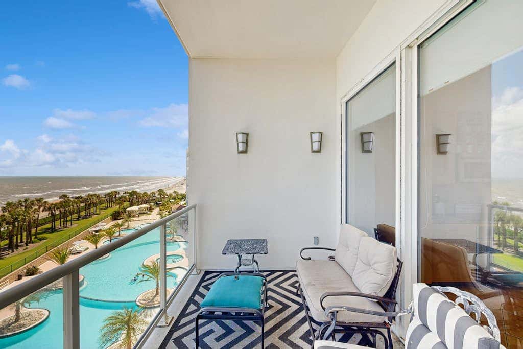 Seaglass Treasure - Resort Pools & Ocean Views