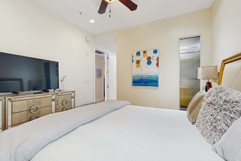 Seaglass Treasure - Resort Pools & Ocean Views