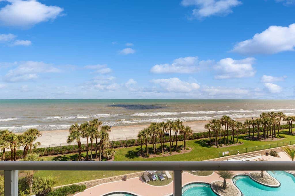 Seaglass Treasure - Resort Pools & Ocean Views
