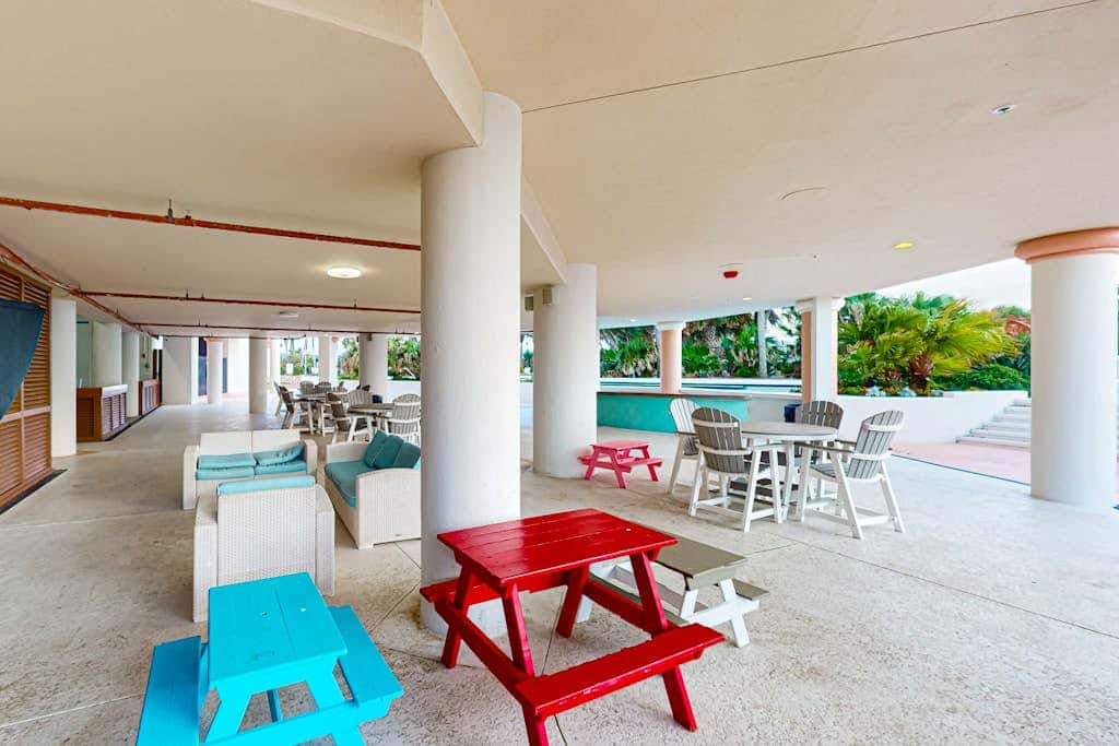 Seaglass Treasure - Resort Pools & Ocean Views