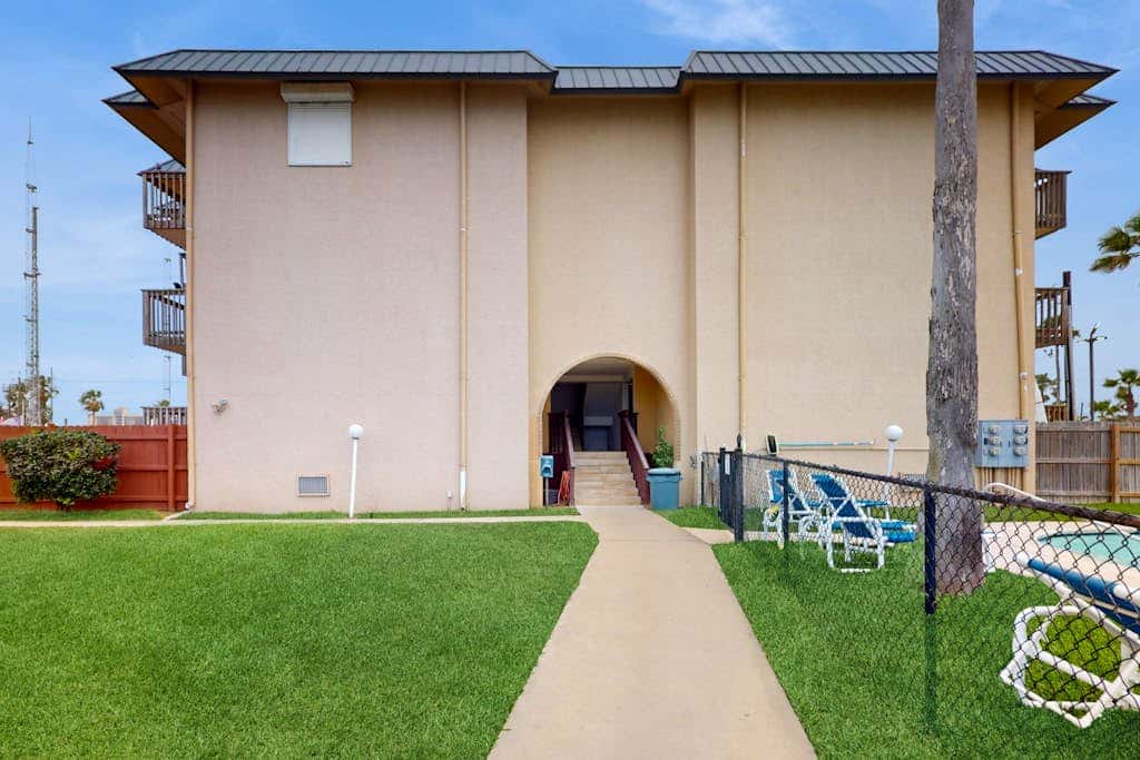 Marlin Arms Condominiums #10