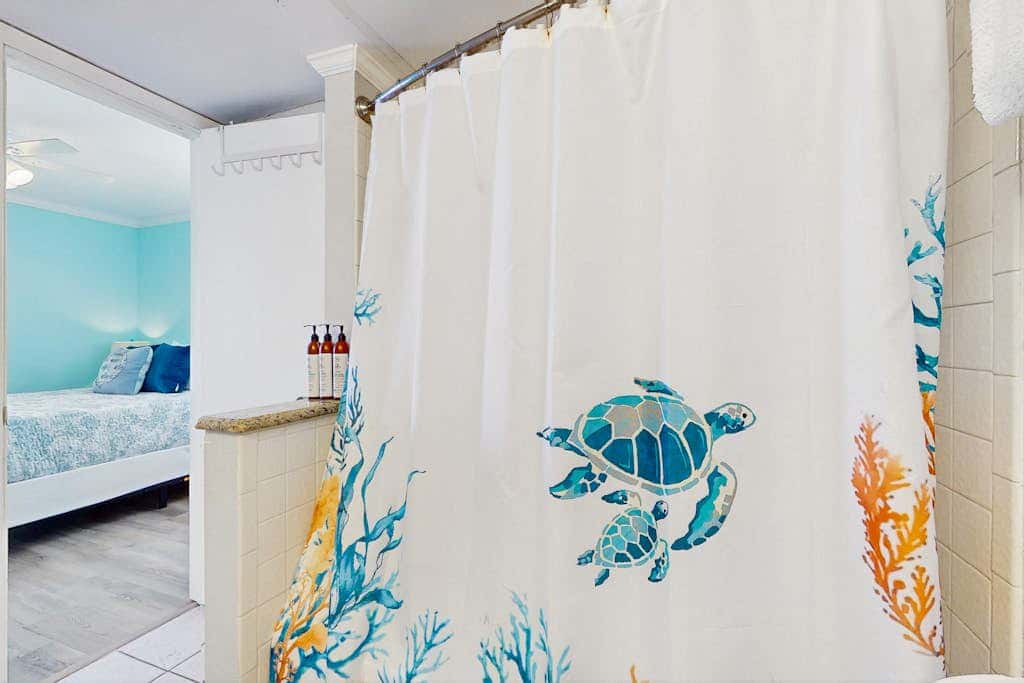 Beach Club 331 - Gulf-View Balcony & Hot Tub