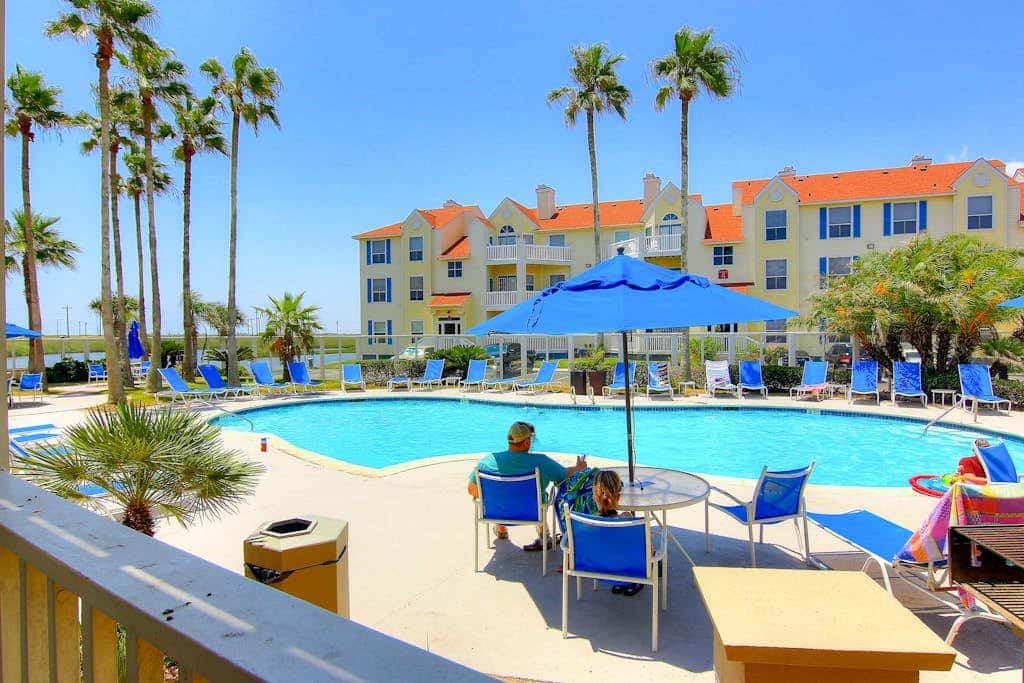 Beach Club 173 - Pool, Sauna & Beach Access