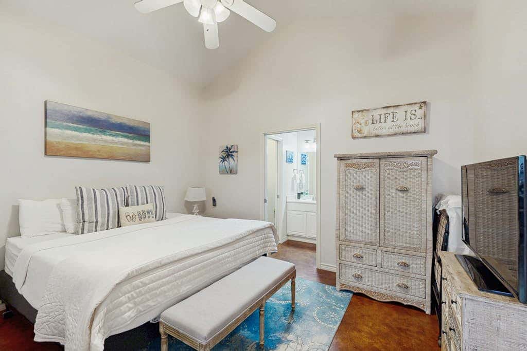 Anegada Village - Dreamcatcher