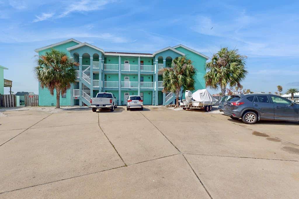 Fortuna Bay Canalside Condo | Water-View Balcony & Dock | Minutes to Beach
