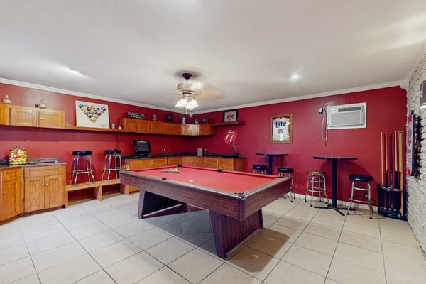 Two-story dog-friendly house with private pool table, enclosed backyard, BBQ