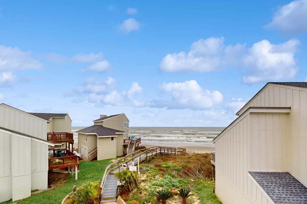 Lost Colony Let The Sea Wash Away The Worries