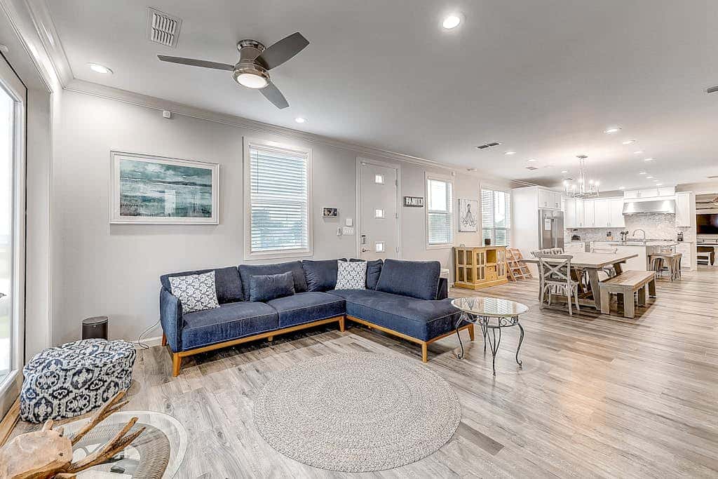 Inkies Retreat - Waterfront Home with Swim Spa