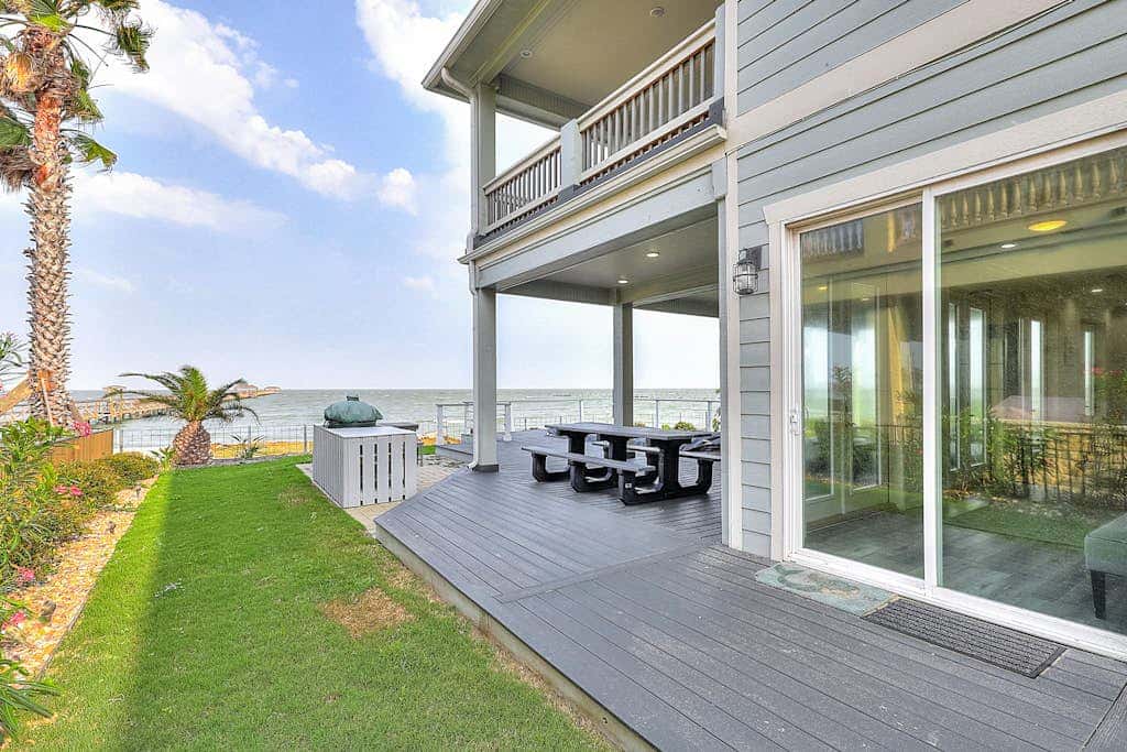 Inkies Retreat - Waterfront Home with Swim Spa