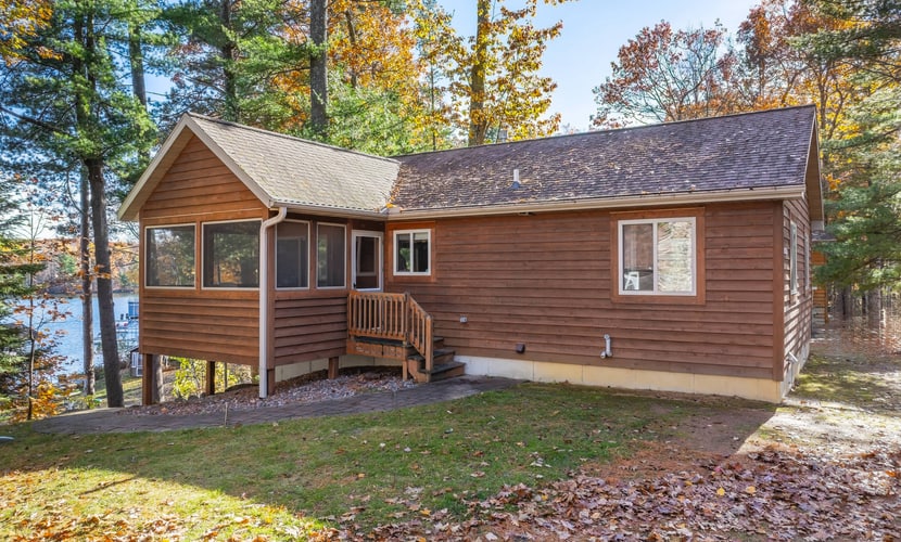 Oakwood Cabin, Resort, Lake, Beach, Kayaks & More