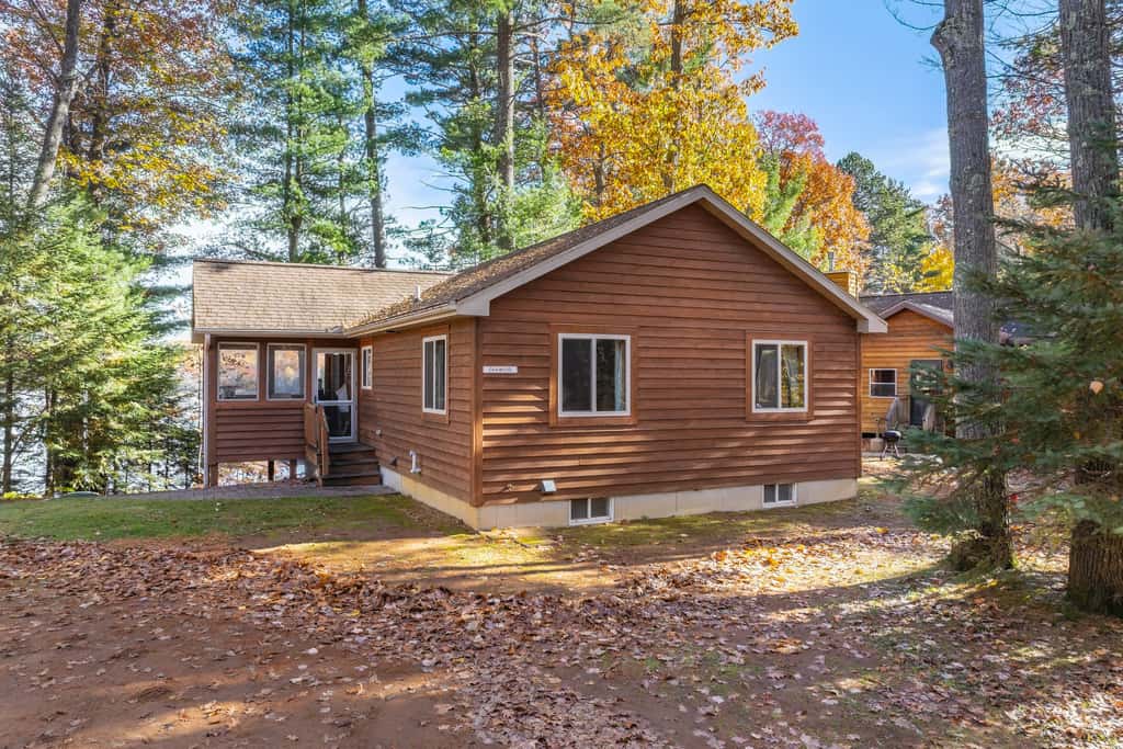 Oakwood Cabin, Resort, Lake, Beach, Kayaks & More
