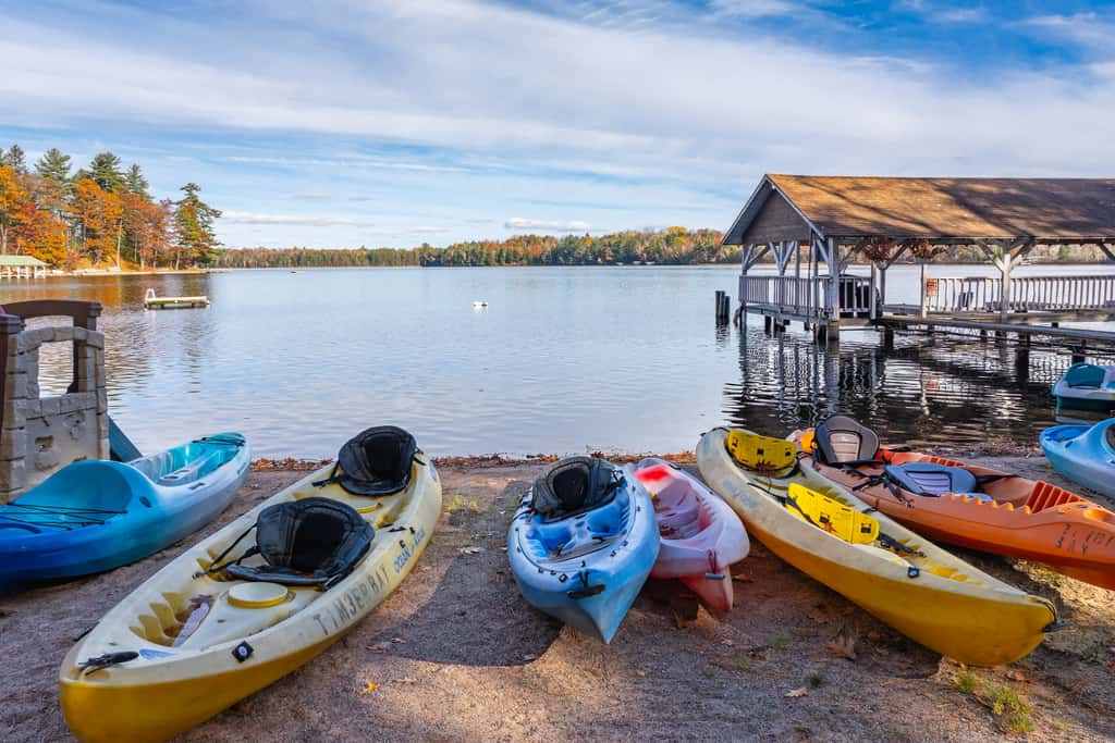 Oakwood Cabin, Resort, Lake, Beach, Kayaks & More