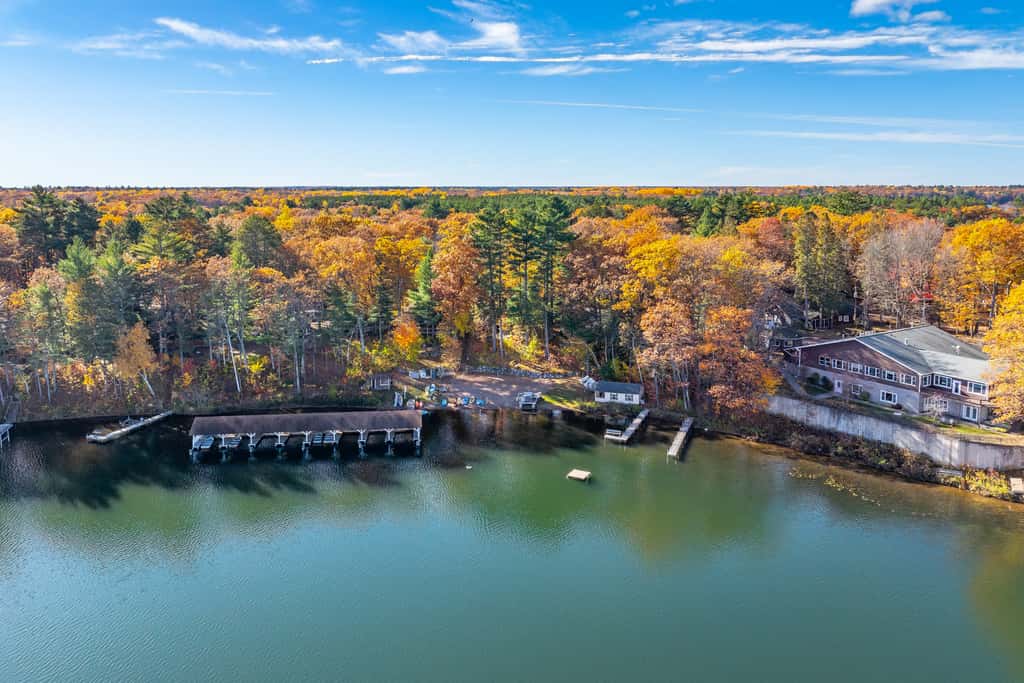 Oakwood Cabin, Resort, Lake, Beach, Kayaks & More
