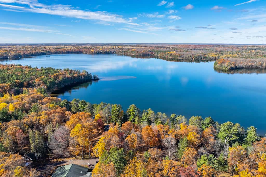 Oakwood Cabin, Resort, Lake, Beach, Kayaks & More