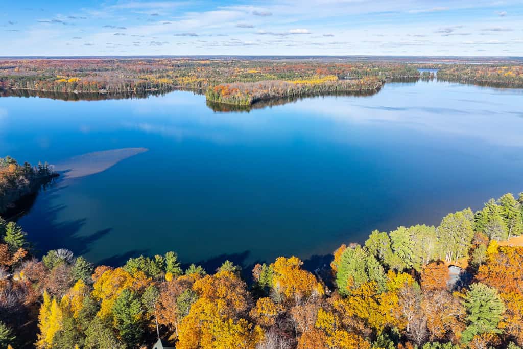Oakwood Cabin, Resort, Lake, Beach, Kayaks & More