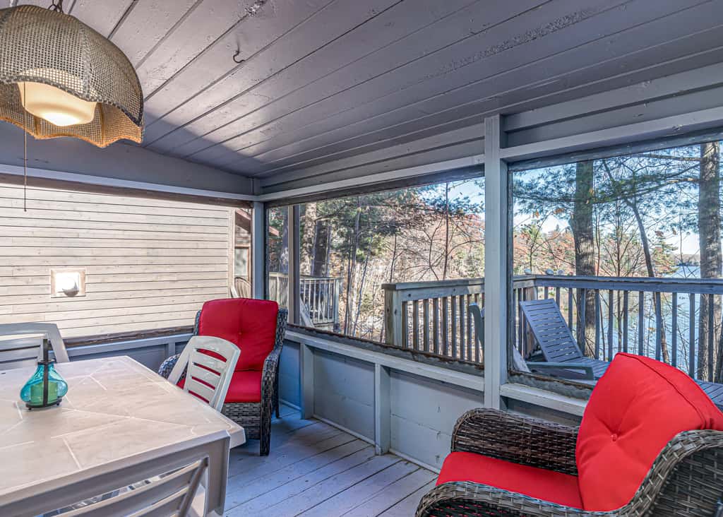 Pinewood Cabin, Resort, Lake, Beach, Kayaks & More