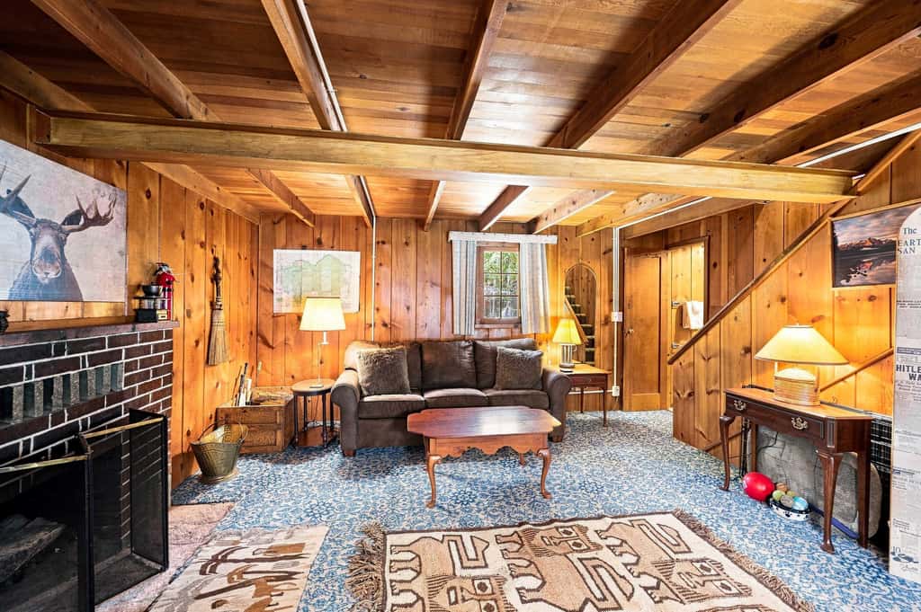 Cozy Lakeside Cabin: Dock, Deck, & Pet Friendly