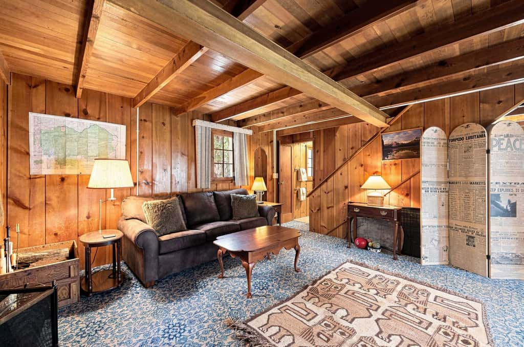Cozy Lakeside Cabin: Dock, Deck, & Pet Friendly