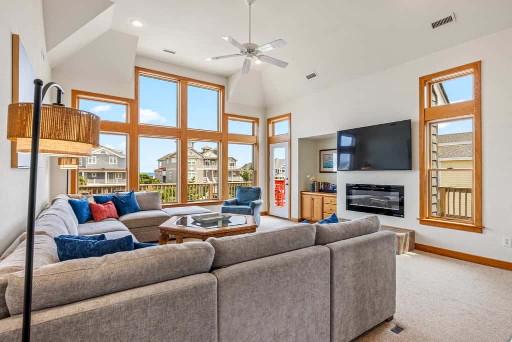 Sojourn 6BD Semi Oceanfront, Pool, Hot Tub, Views