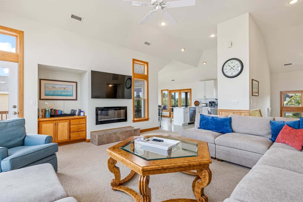 Sojourn 6BD Semi Oceanfront, Pool, Hot Tub, Views