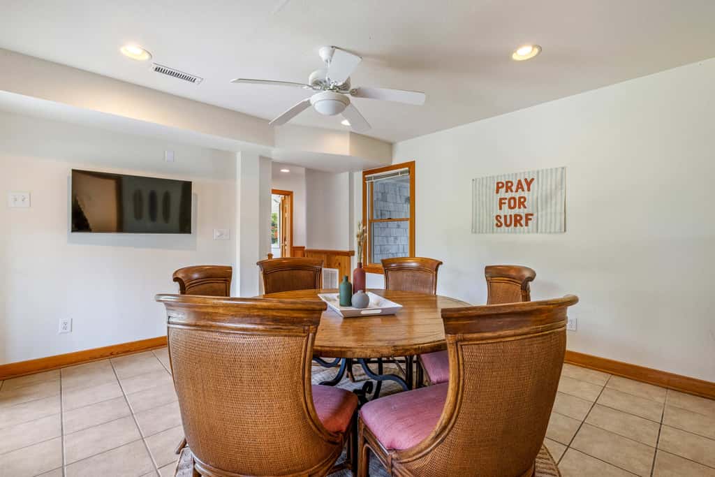 Sojourn 6BD Semi Oceanfront, Pool, Hot Tub, Views