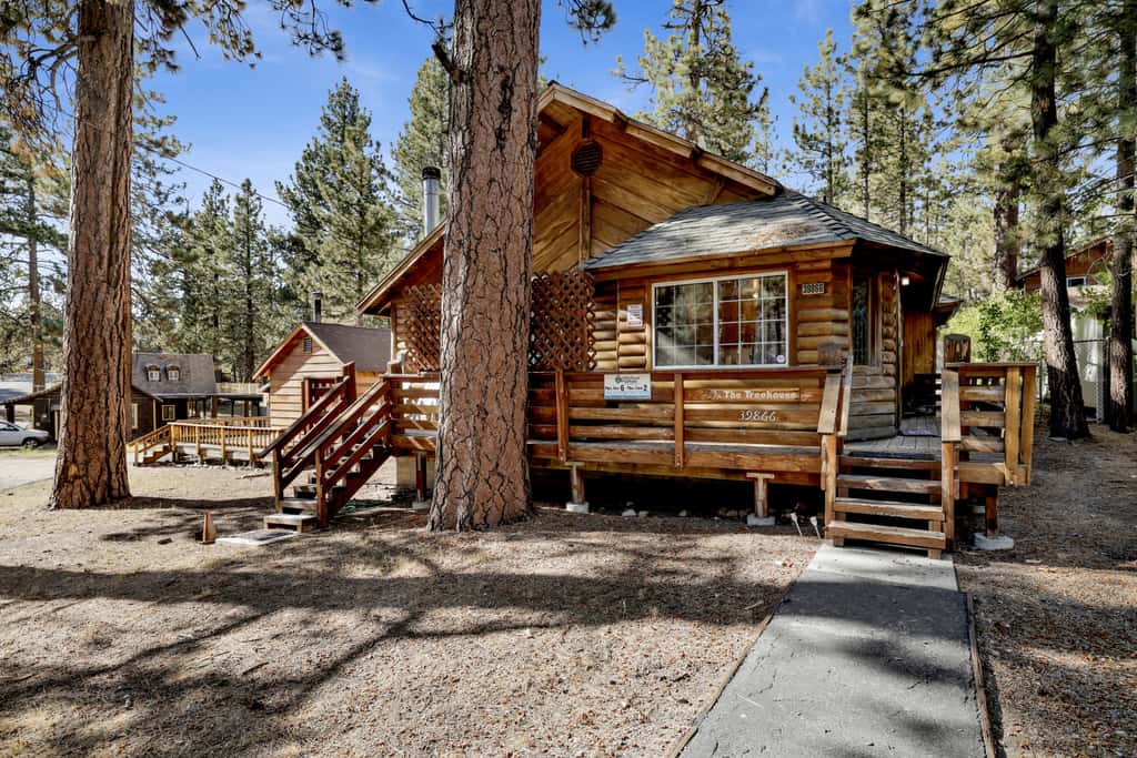 Forest Treehouse # 1473