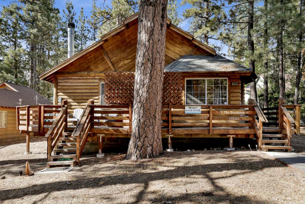 Forest Treehouse # 1473