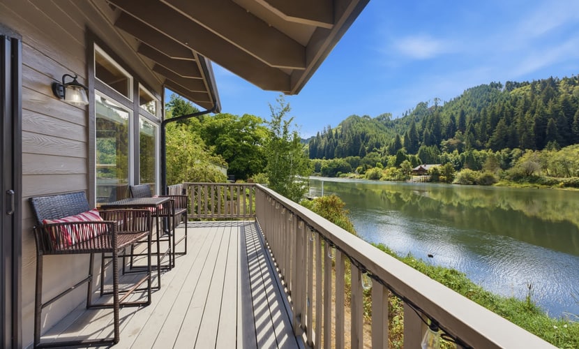 Riverfront Retreat - Private Dock - Fishing Fun