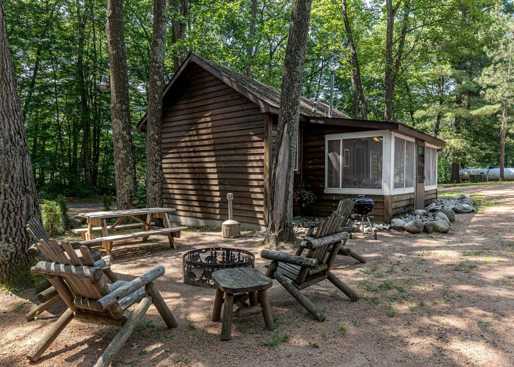 Cedarwood Cabin, resort amenities, Lake, Beach