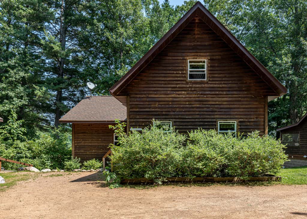 Maplewood Cabin, Resort, Lake, Beach, Kayaks & More