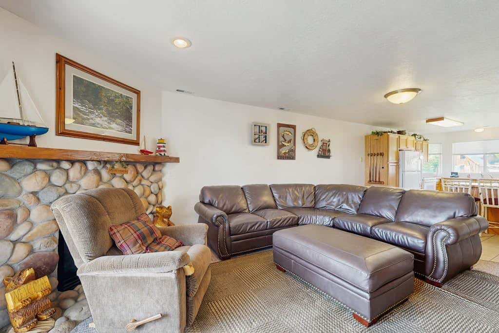 Tennis Court Condo