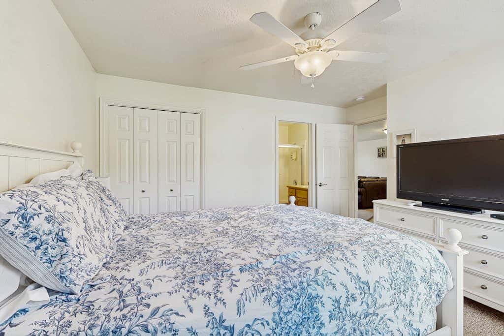 Tennis Court Condo