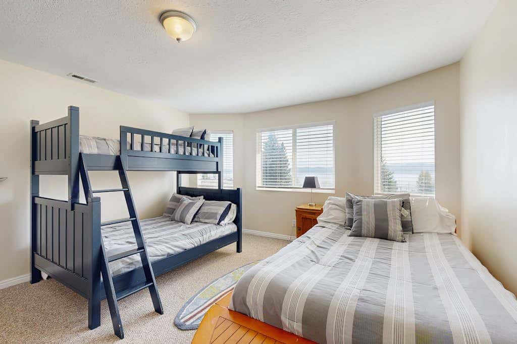 Tennis Court Condo
