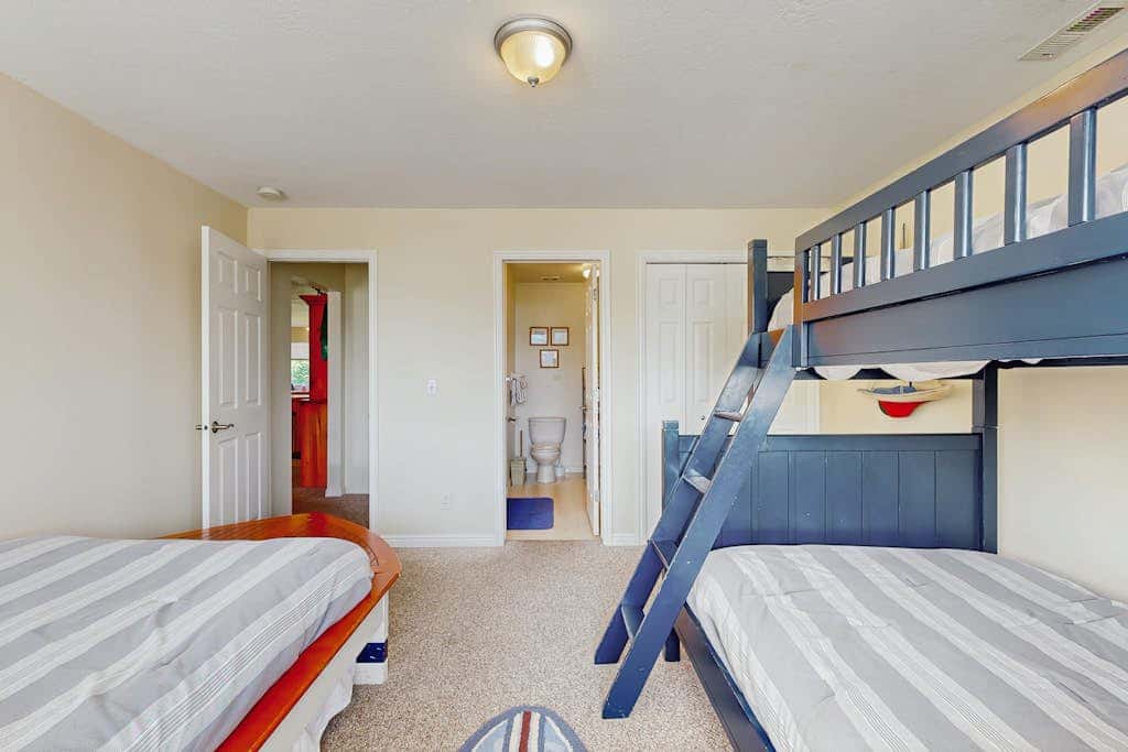 Tennis Court Condo