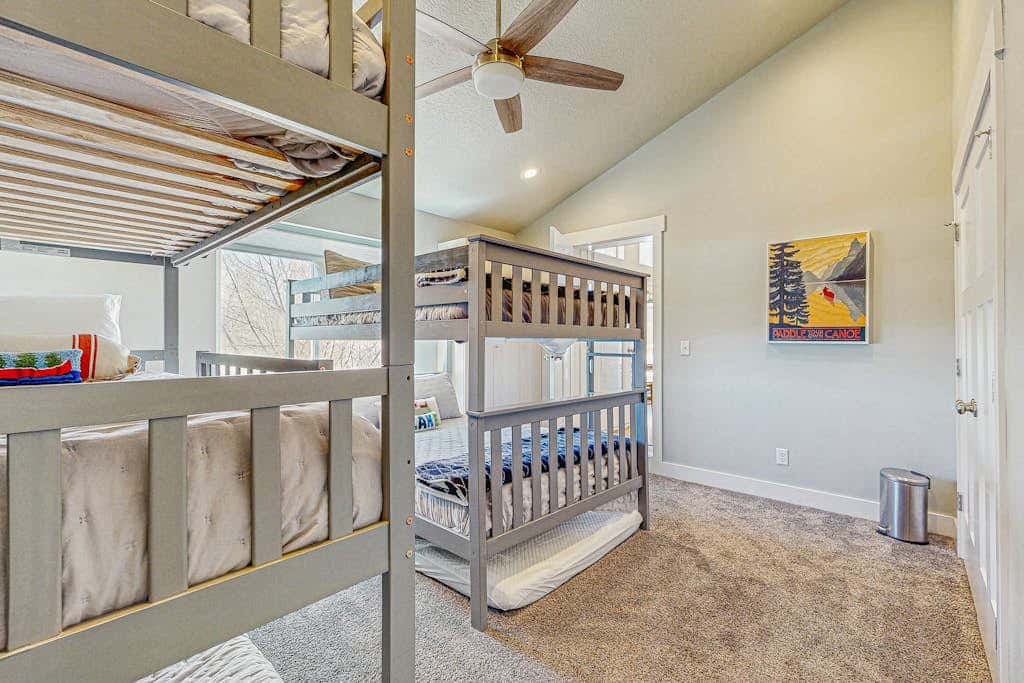 Lakefront Retreat