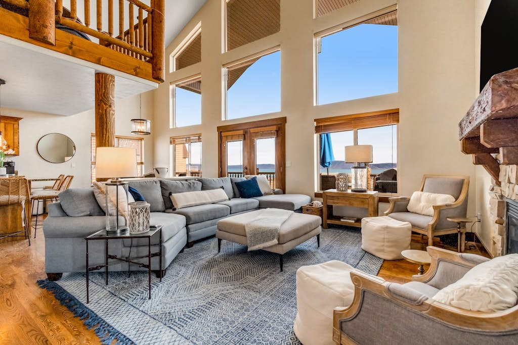 Peaceful Bear Lake Home