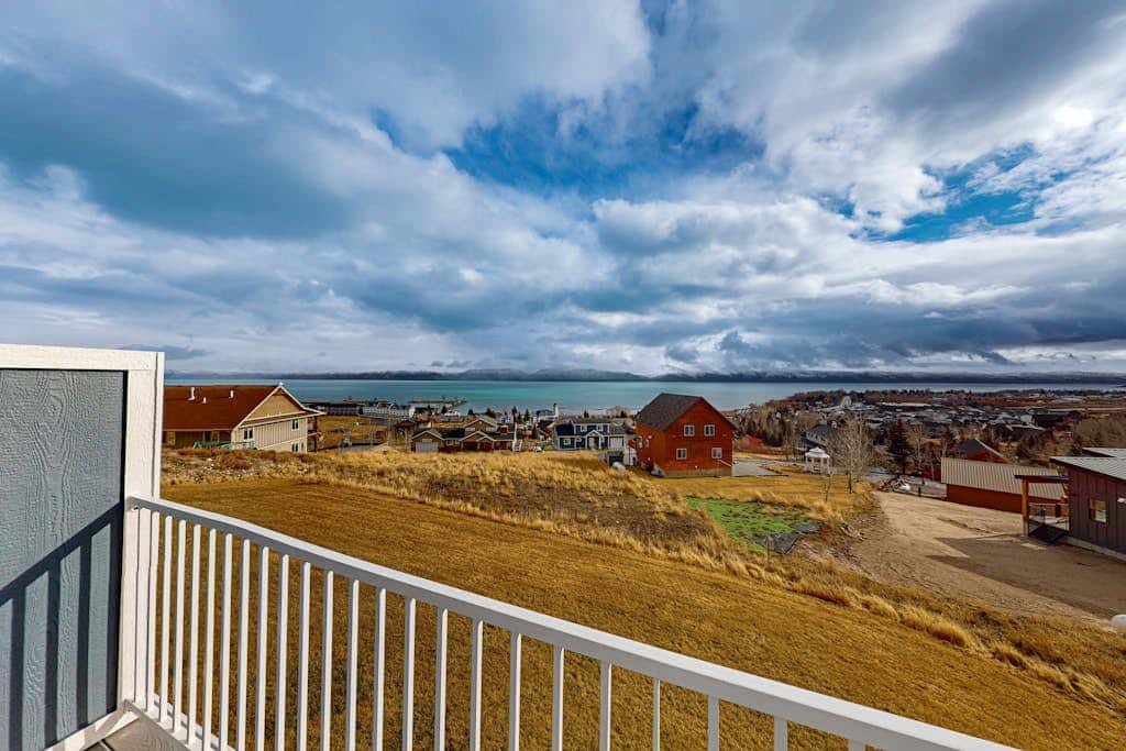Marina Retreat