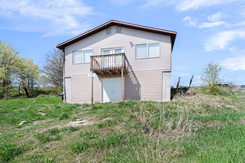 Hillside home w/ deck & beautiful views of Bear Lake - dogs OK