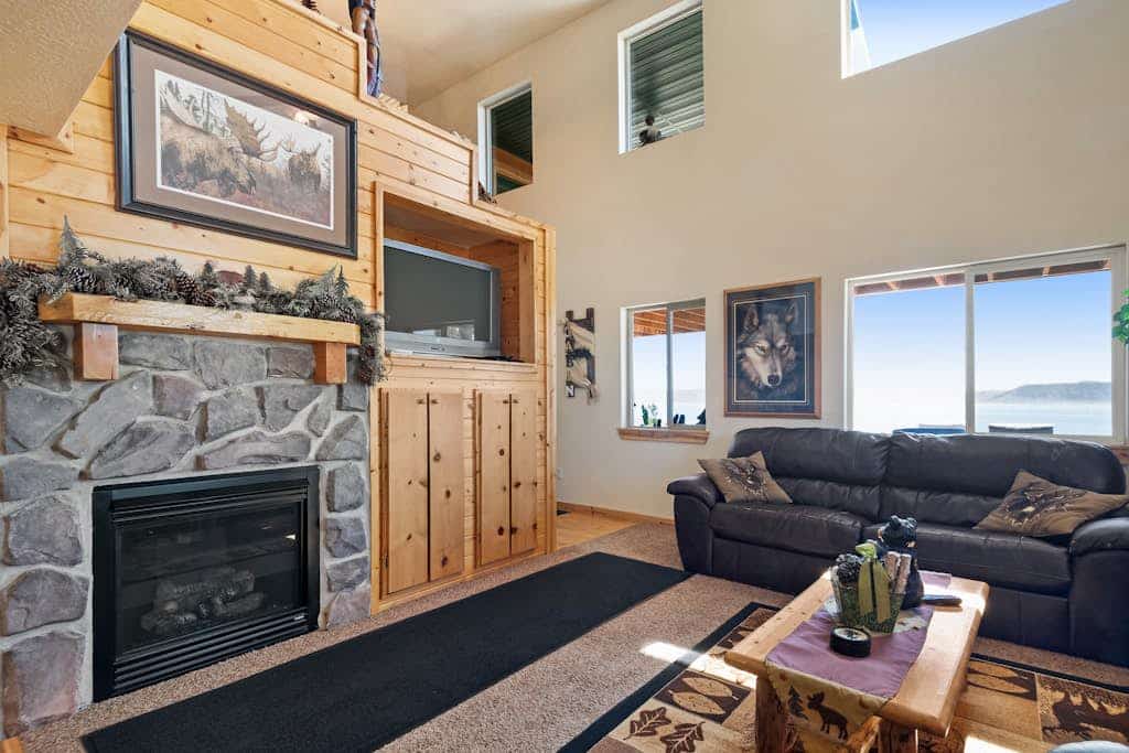 Cabin-style home with deck, patio, & amazing view - near Bear Lake