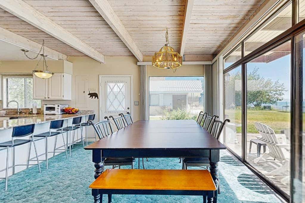 Lollipop Lakehouse