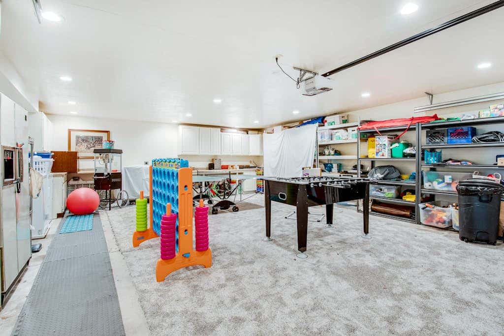 Lollipop Lakehouse