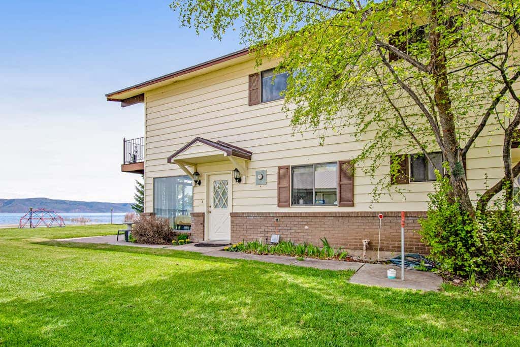 Lollipop Lakehouse