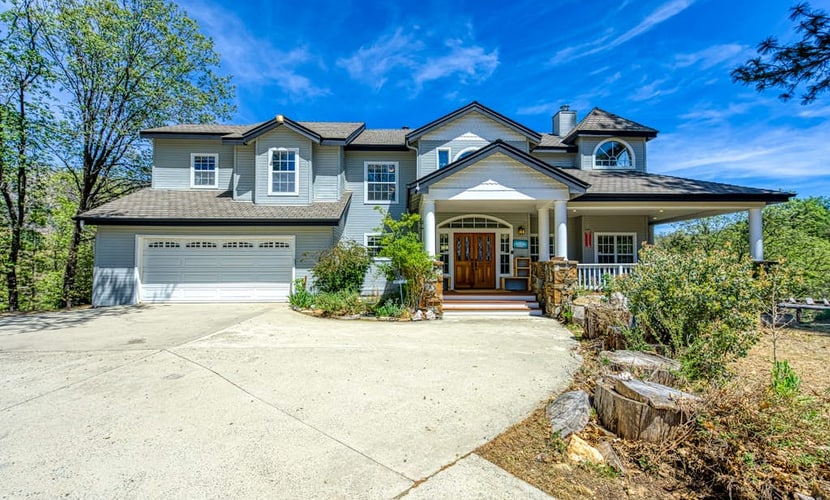 Mountainside home, dog-friendly, fireplace, washer/dryer & WiFi