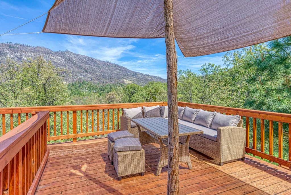 Mountainside home, dog-friendly, fireplace, washer/dryer & WiFi