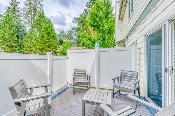 Two-story condo in gated community with patio, pool, hot tub - walk to Bass Lake