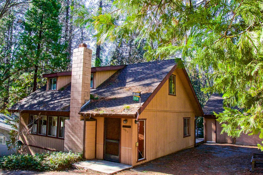 Lancaster Cabin